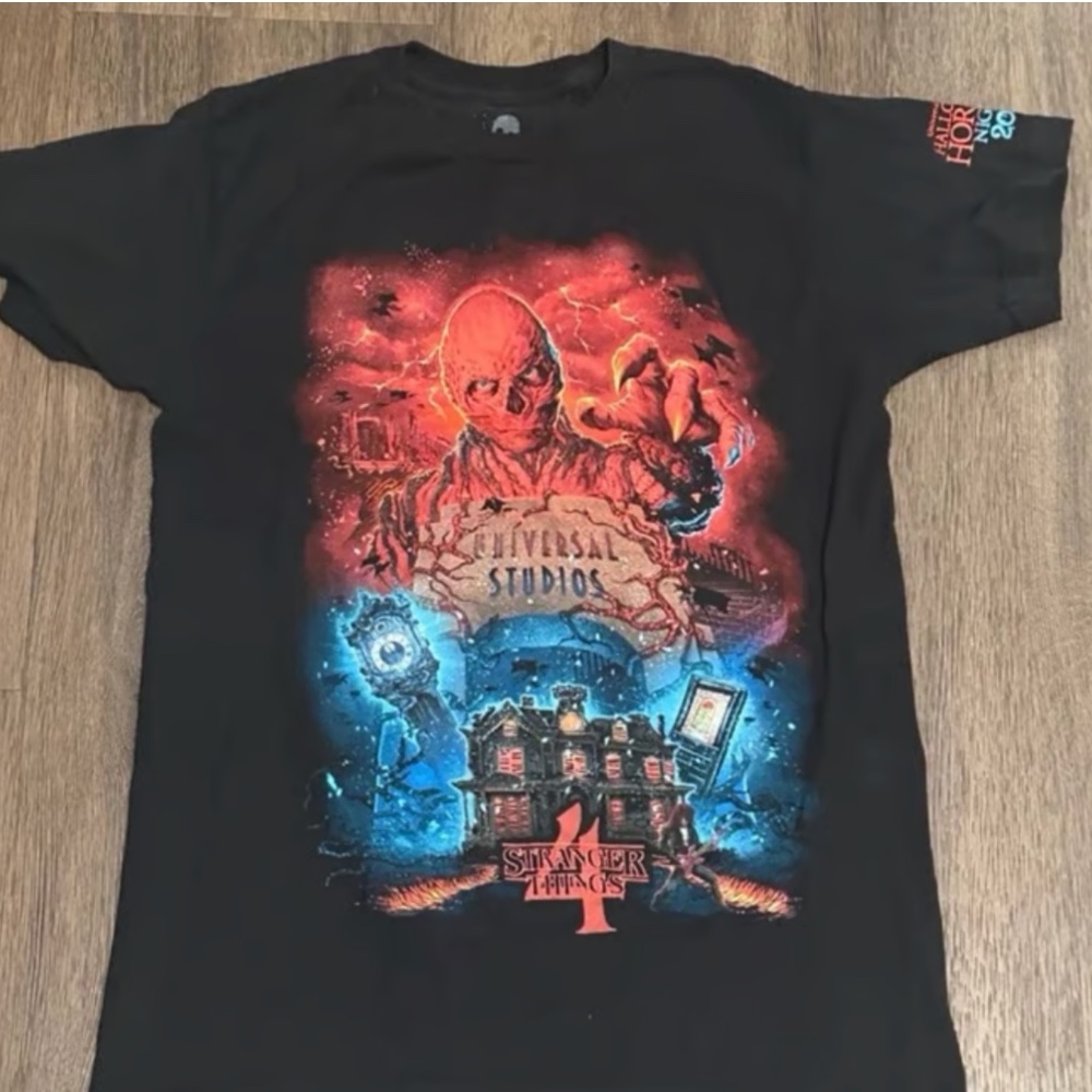 Universal Studios Halloween Horror Nights 2023 Stranger Things t-shirt Size S